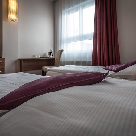 Sareza hotel Ostrava Buitenkant foto