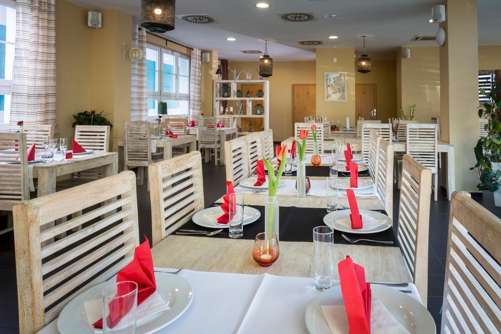 Sareza hotel Ostrava Buitenkant foto