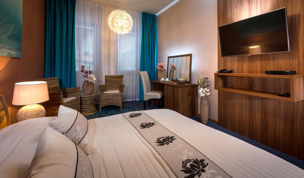 Sareza hotel Ostrava Buitenkant foto