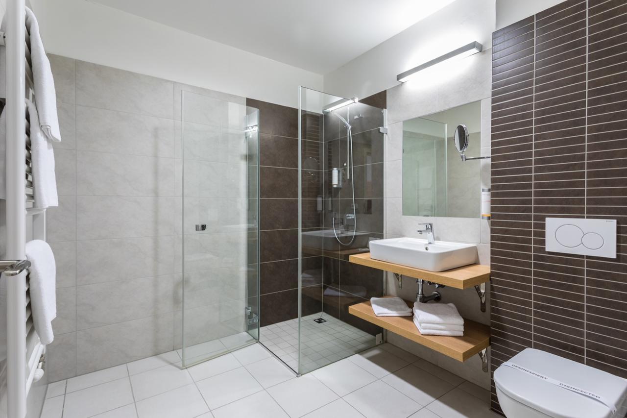 Sareza hotel Ostrava Buitenkant foto